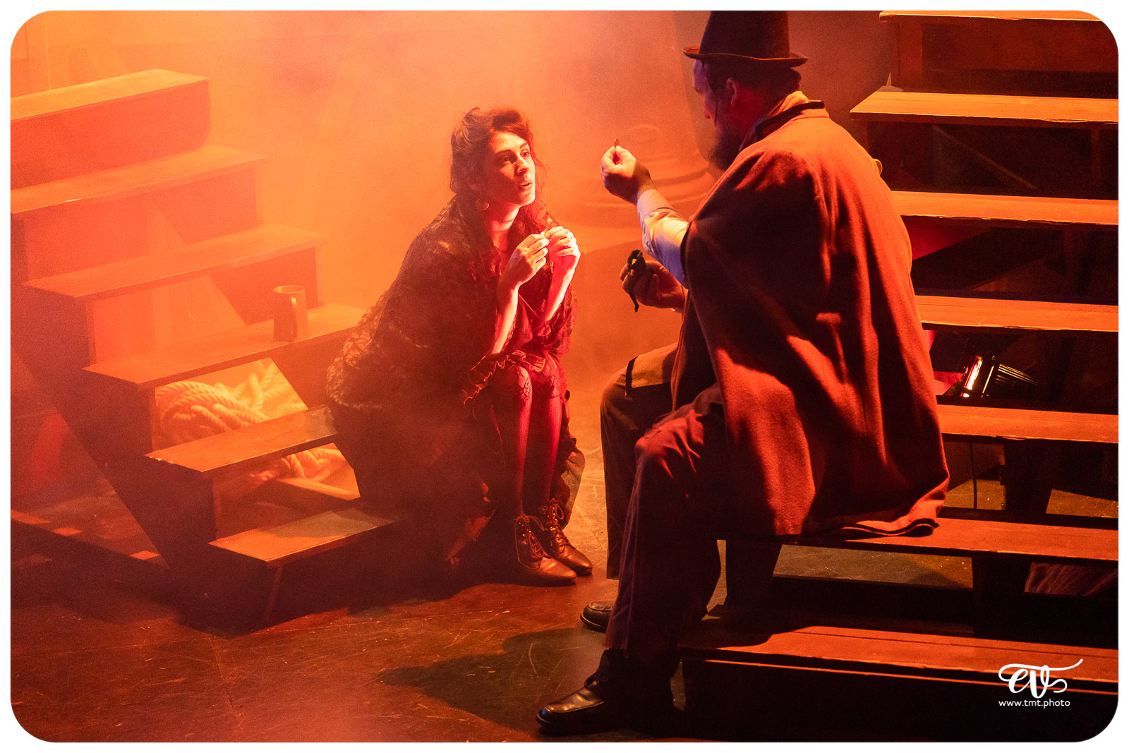 OLIVER TWIST (CIE LA MESNIE H.)